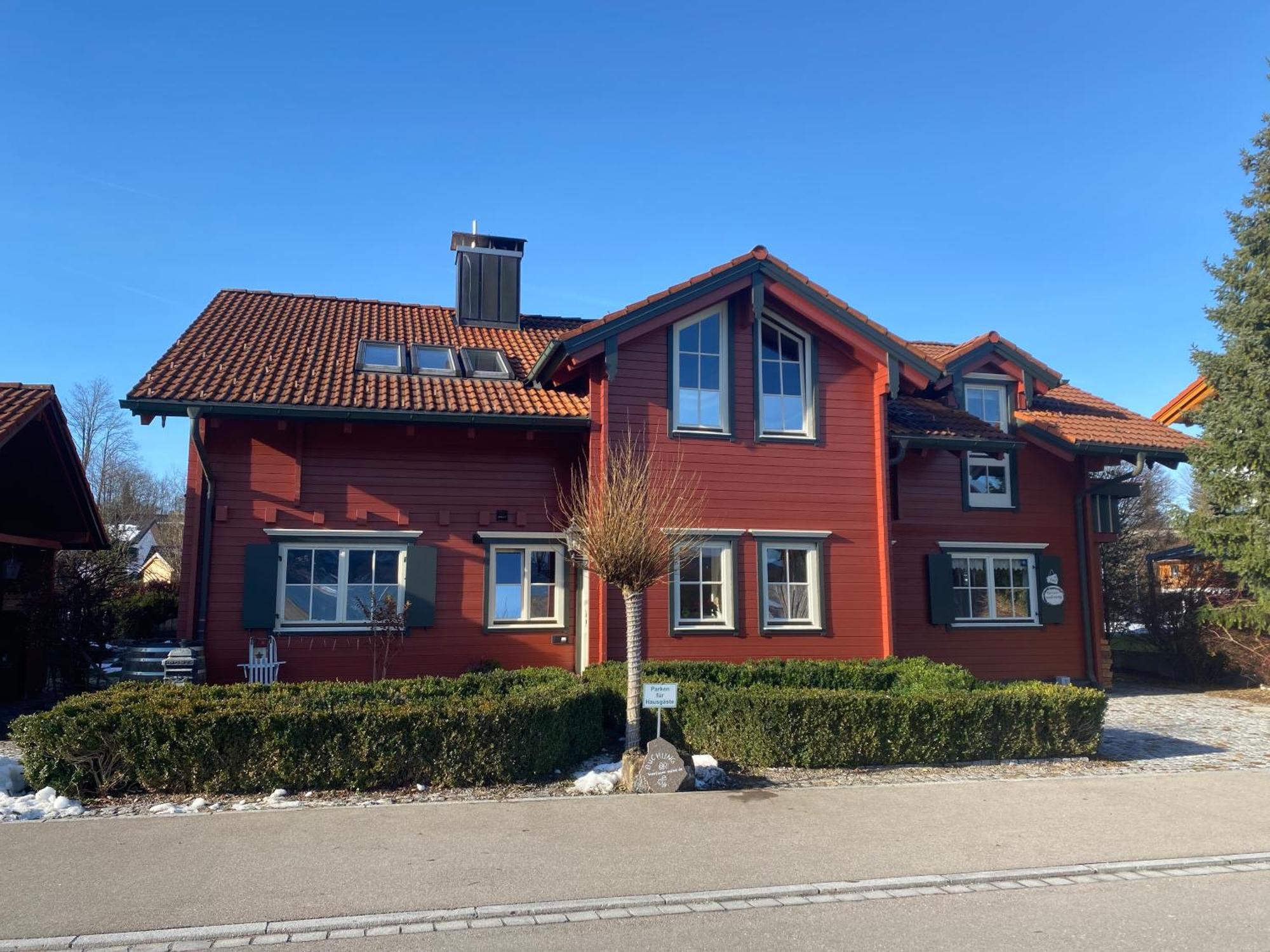 Rotes Haus Romantik Appartement Füssen